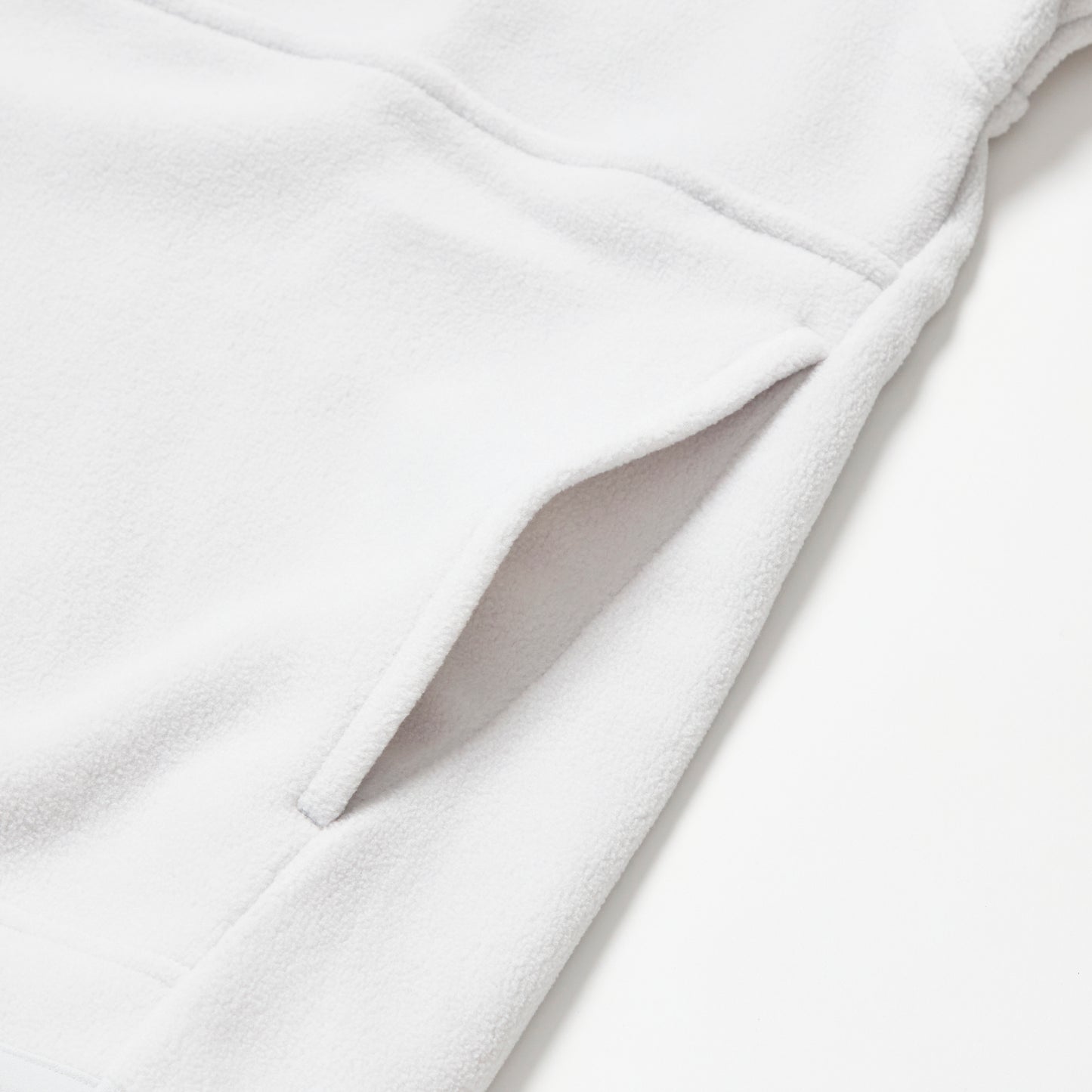 EMBROIDERY LOGO PULLOVER FLEECE / STEAM